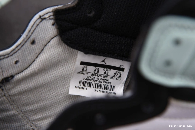Boostmaster lin Jordan Retro High 861428-100 Igloo 1 0704